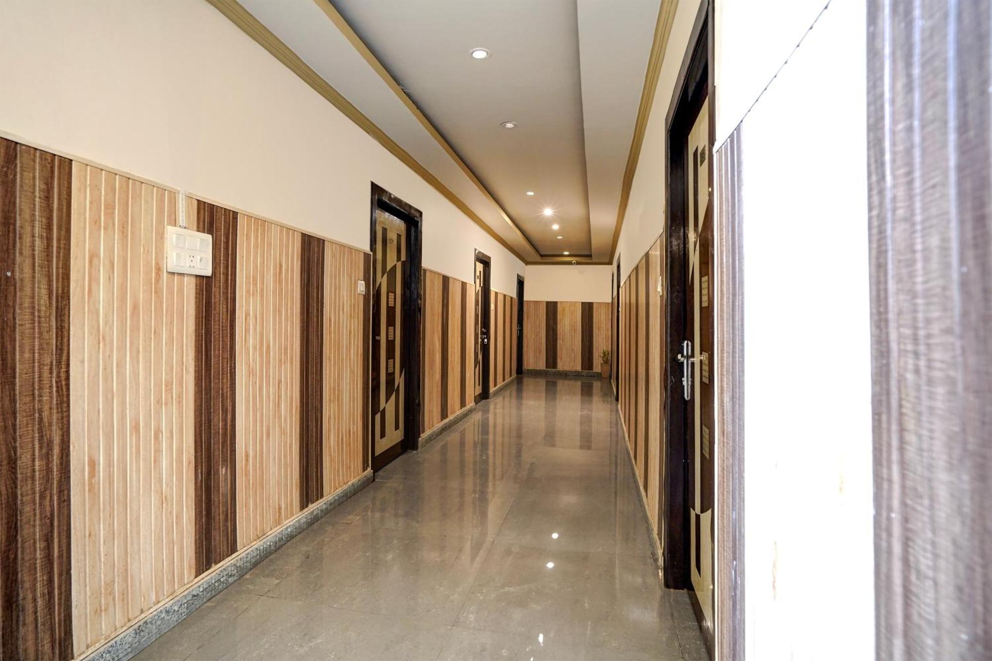 โอโย 10592 โฮเต็ล คงคา พาเลซ Hotel หริทวาร ภายนอก รูปภาพ
